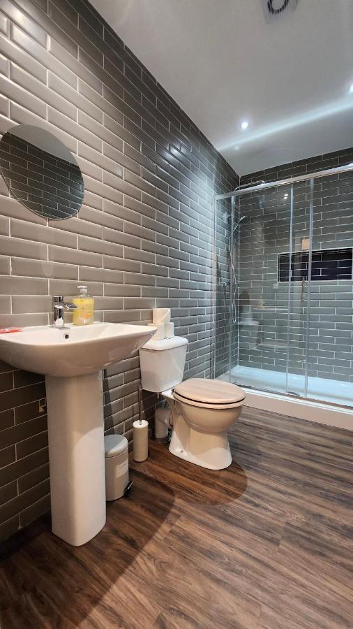 Principality Suites; Three Bed By Property Promise 卡迪夫 外观 照片