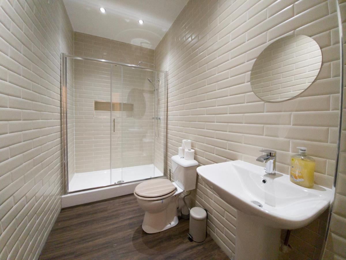 Principality Suites; Three Bed By Property Promise 卡迪夫 外观 照片
