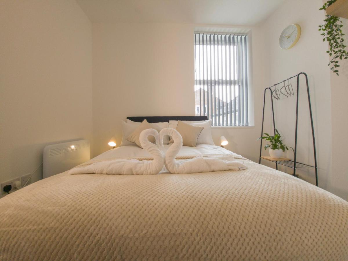 Principality Suites; Three Bed By Property Promise 卡迪夫 外观 照片